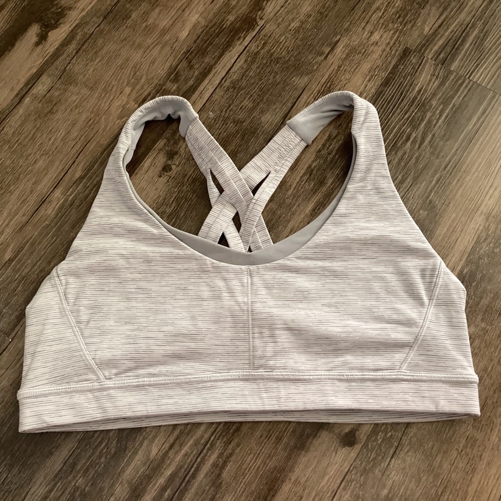 Lululemon Stash N Run Sports Bra
